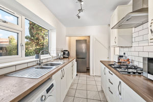 Kitchen- click for photo gallery